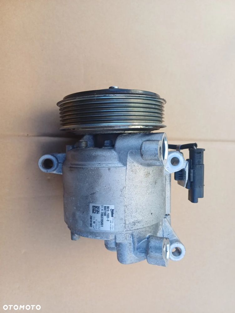 Sprężarka klimatyzacji Peugeot 108 Citroen C1 II AYGO II 88310-YV020-D 1.2VTI 21 tys km 14- - 5