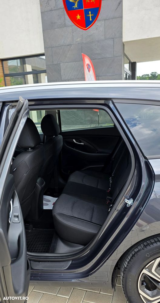 Hyundai i30 1.6 CRDI DCT Trend - 18