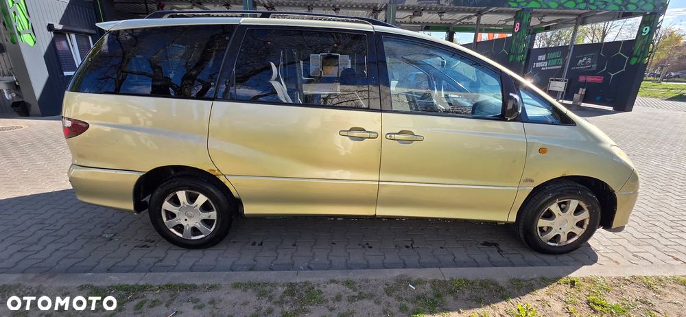Toyota Previa D-4D - 6