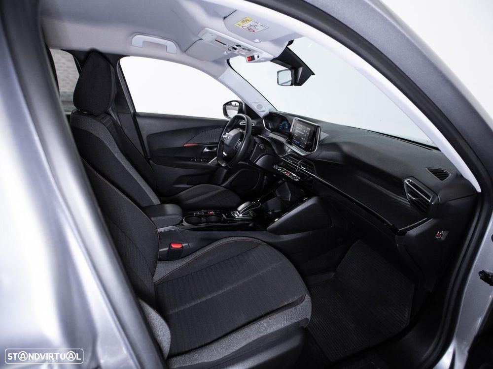 Peugeot e-2008 50 kWh Active - 9