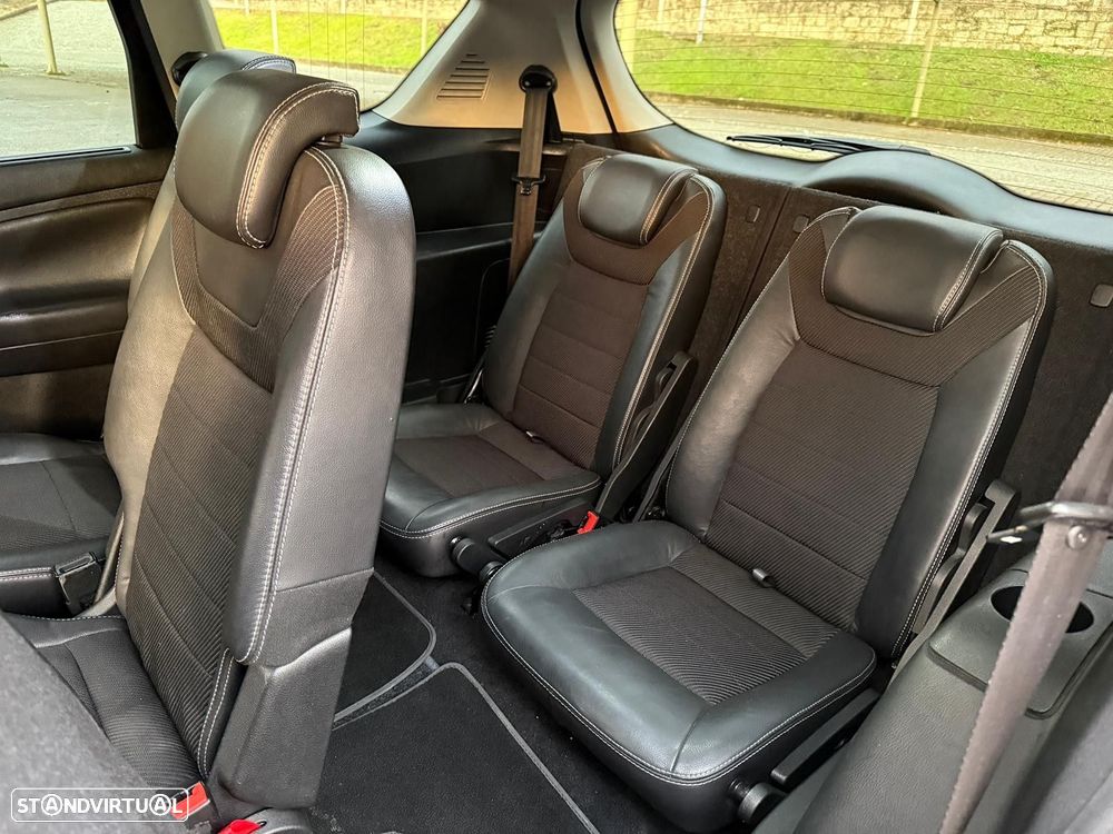 Ford S-Max 2.0 TDCi Trend 7L - 9