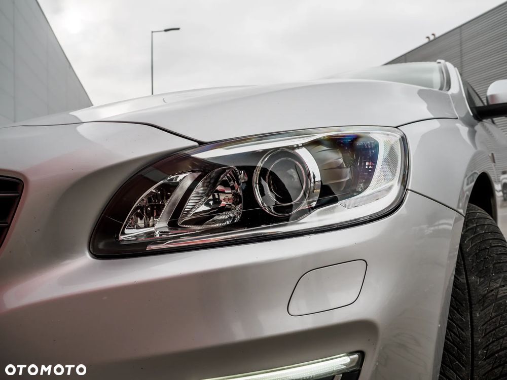Volvo V60 D3 Drive-E Ocean Race - 13