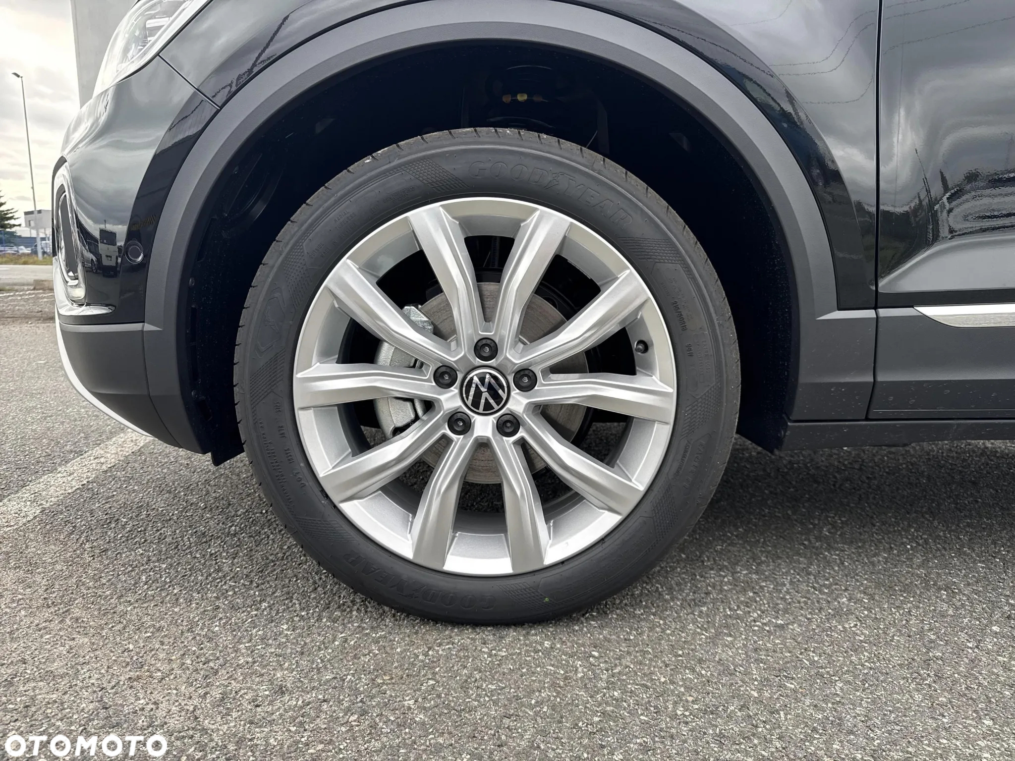Volkswagen T-Roc - 19
