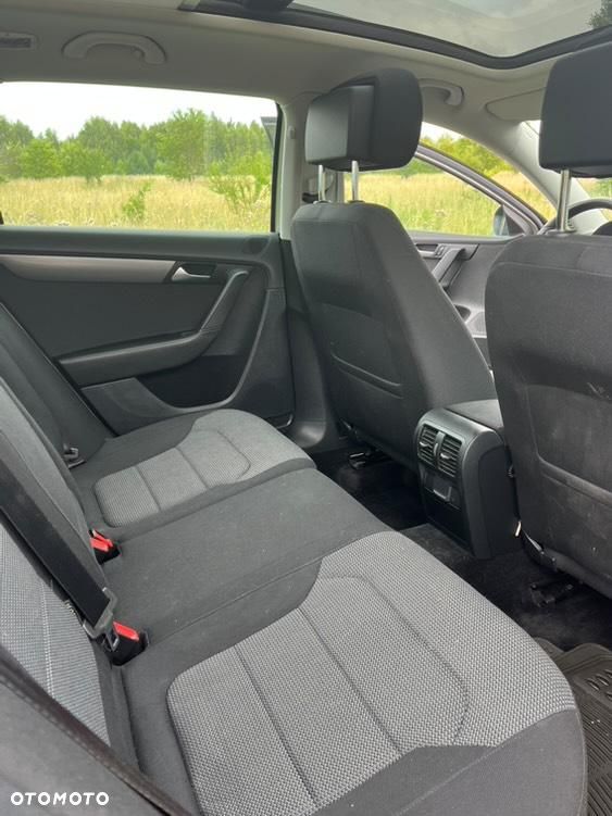 Volkswagen Passat 1.4 TSI BMT Highline - 7