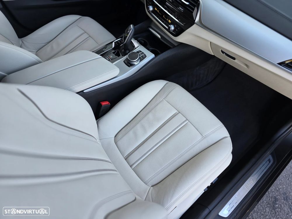 BMW 520 d Pack M Auto - 19