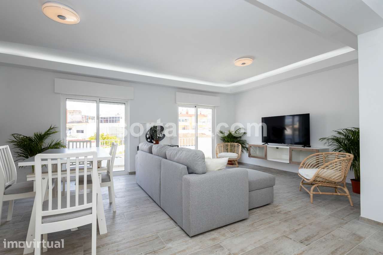 Apartamento T2 Venda em Quarteira,Loulé - Grande imagem: 3/25
