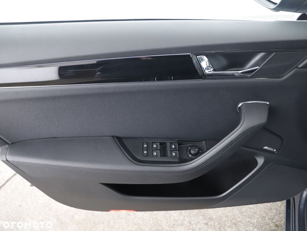 Skoda Superb 2.0 TSI 4x4 L&K DSG - 30
