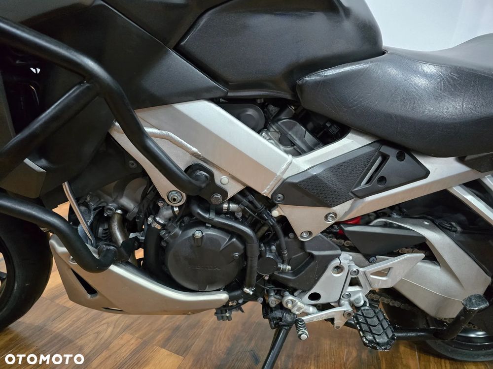 Honda VFR - 33