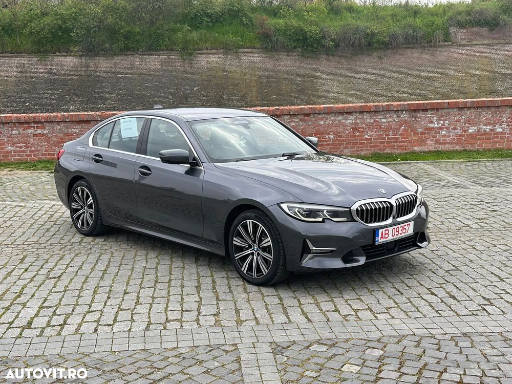 BMW Seria 3 330e Aut. Luxury Line - 4