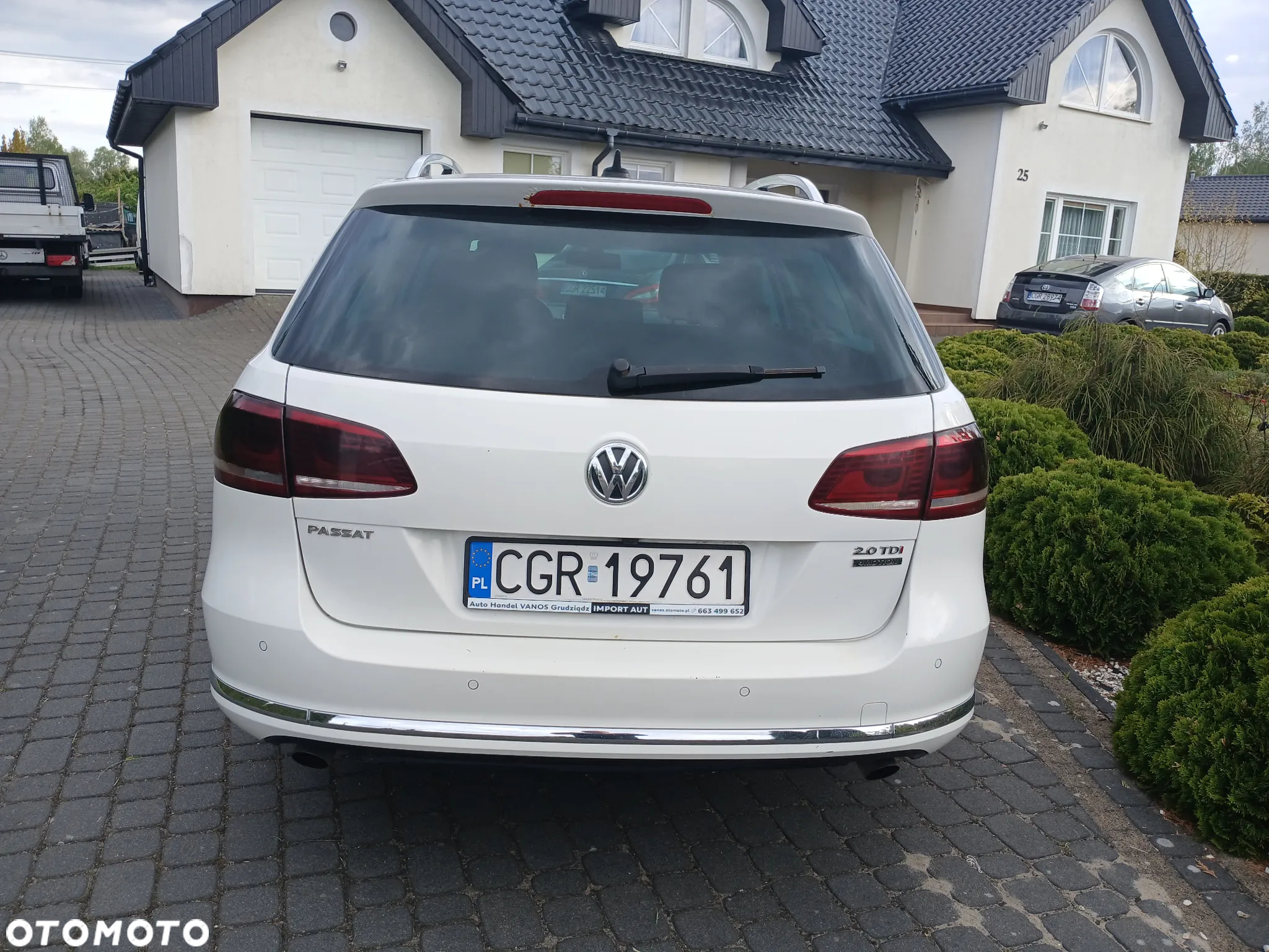 Volkswagen Passat Variant 2.0 TDI DSG BlueMotion Technology Highline - 10