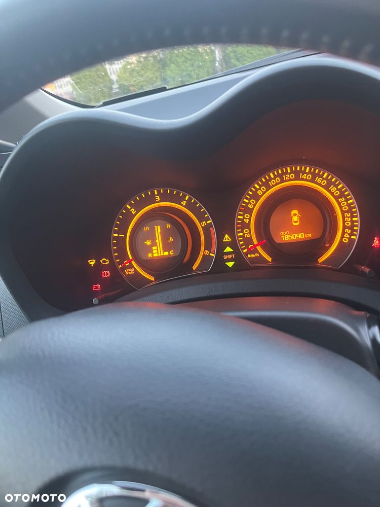 Toyota Auris 2.0 D-4D Prestige - 19