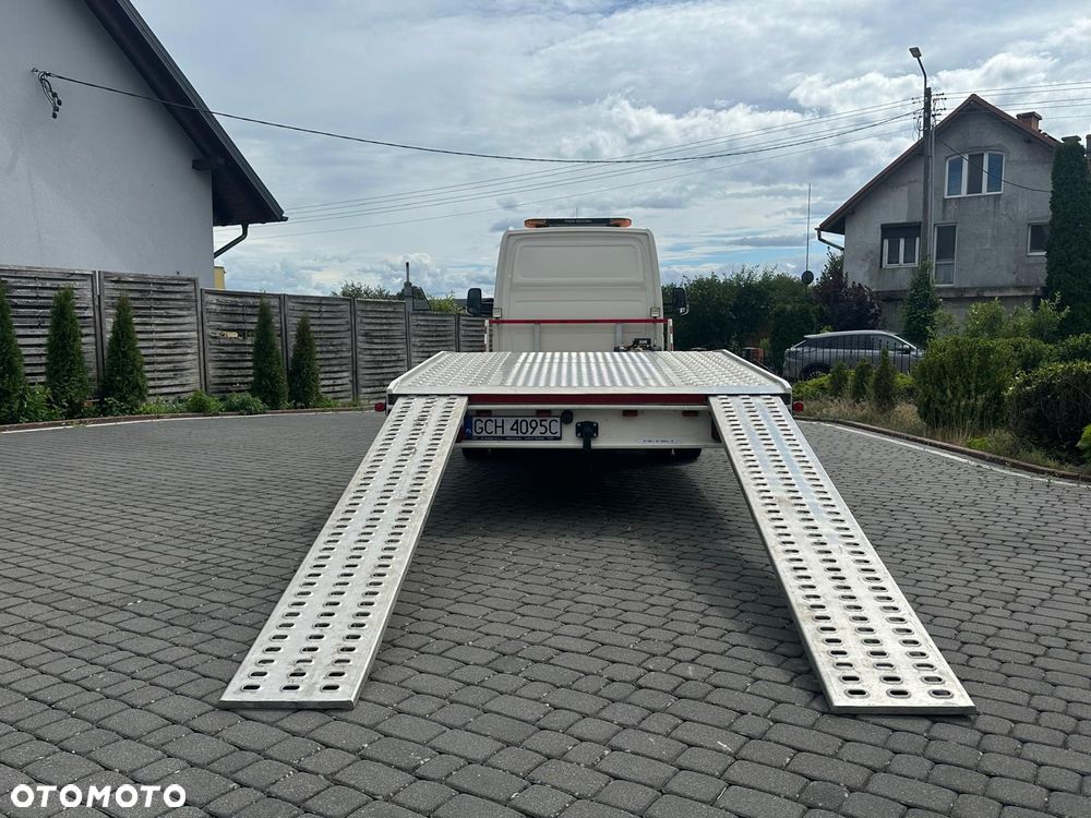 Mercedes-Benz SPRINTER - 8