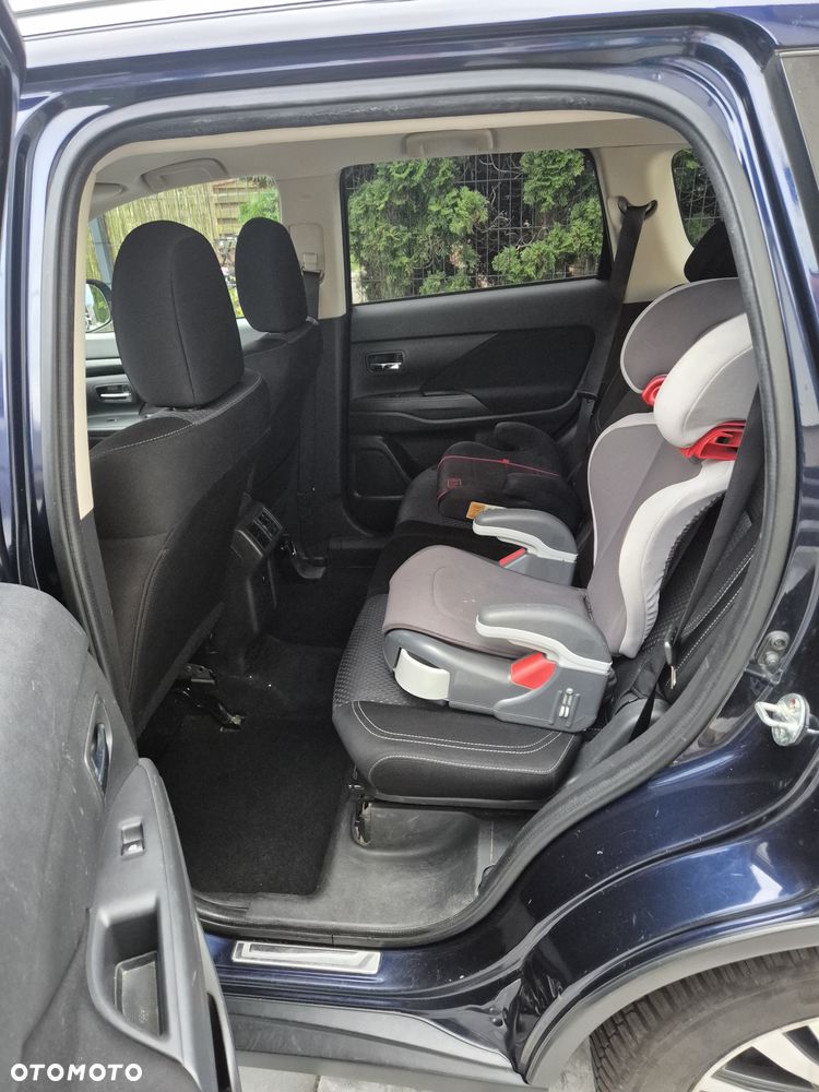 Mitsubishi Outlander 2.0 Intense + SDA 4WD CVT - 11