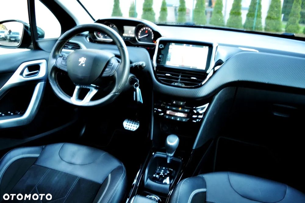 Peugeot 2008 PureTech 110 GPF Stop&Start EAT6 Crossway - 19