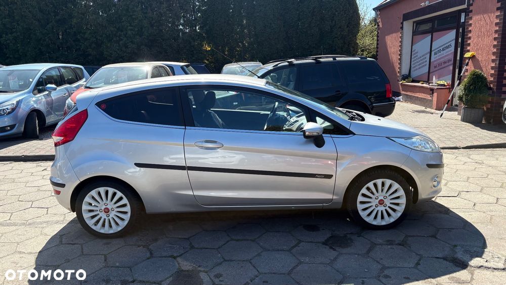 Ford Fiesta 1.4 Champions Edition - 6