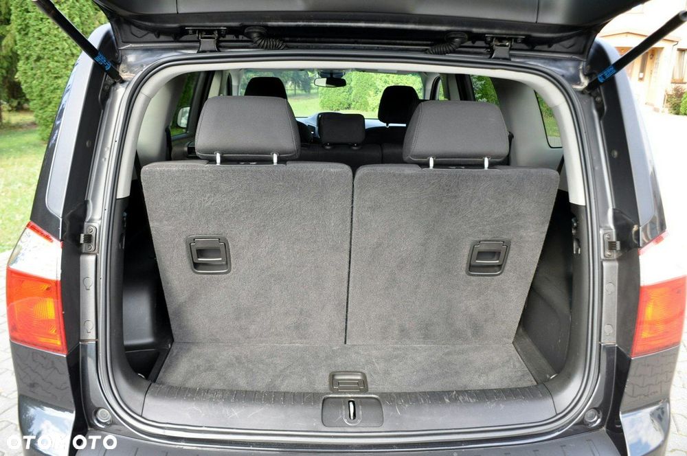 Chevrolet Orlando - 38