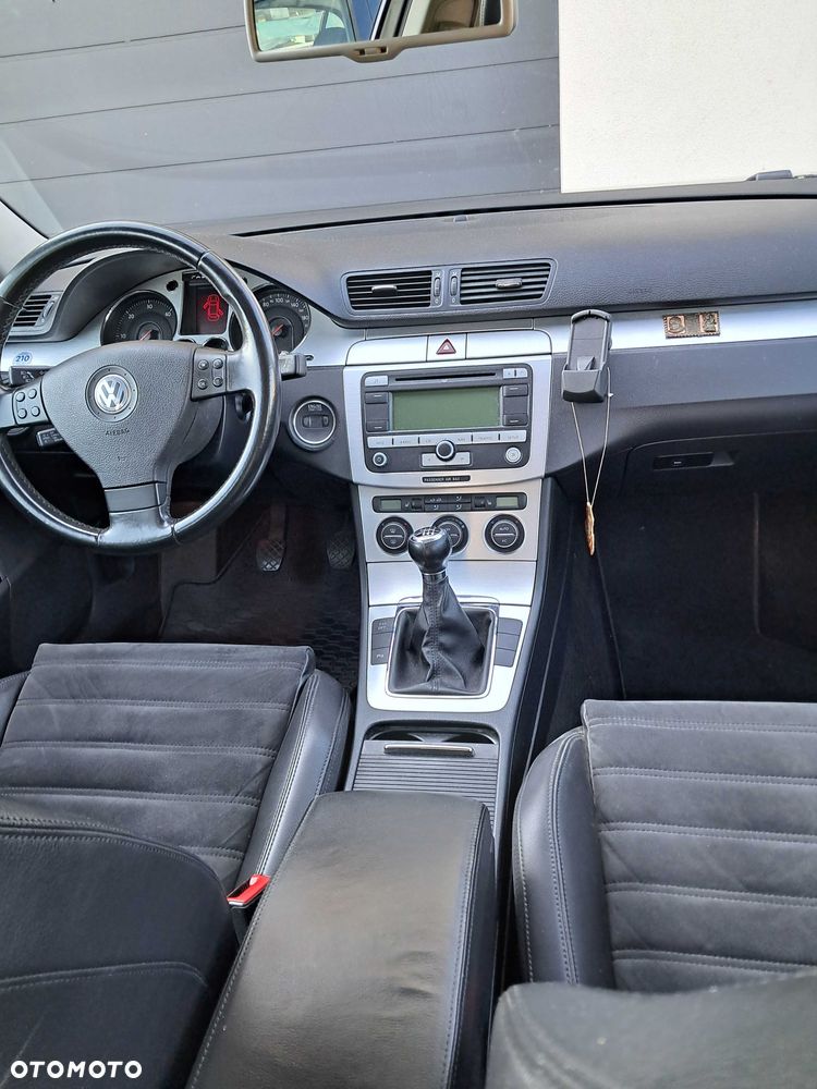 Volkswagen Passat Variant - 4