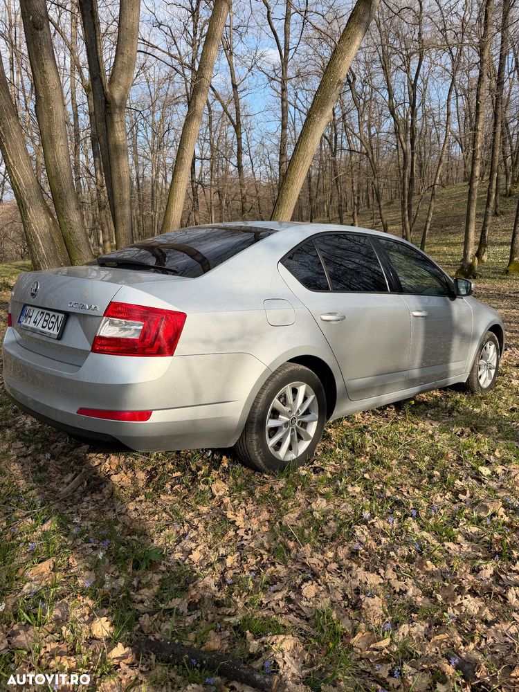Skoda Octavia 2.0 TDI Tour - 3