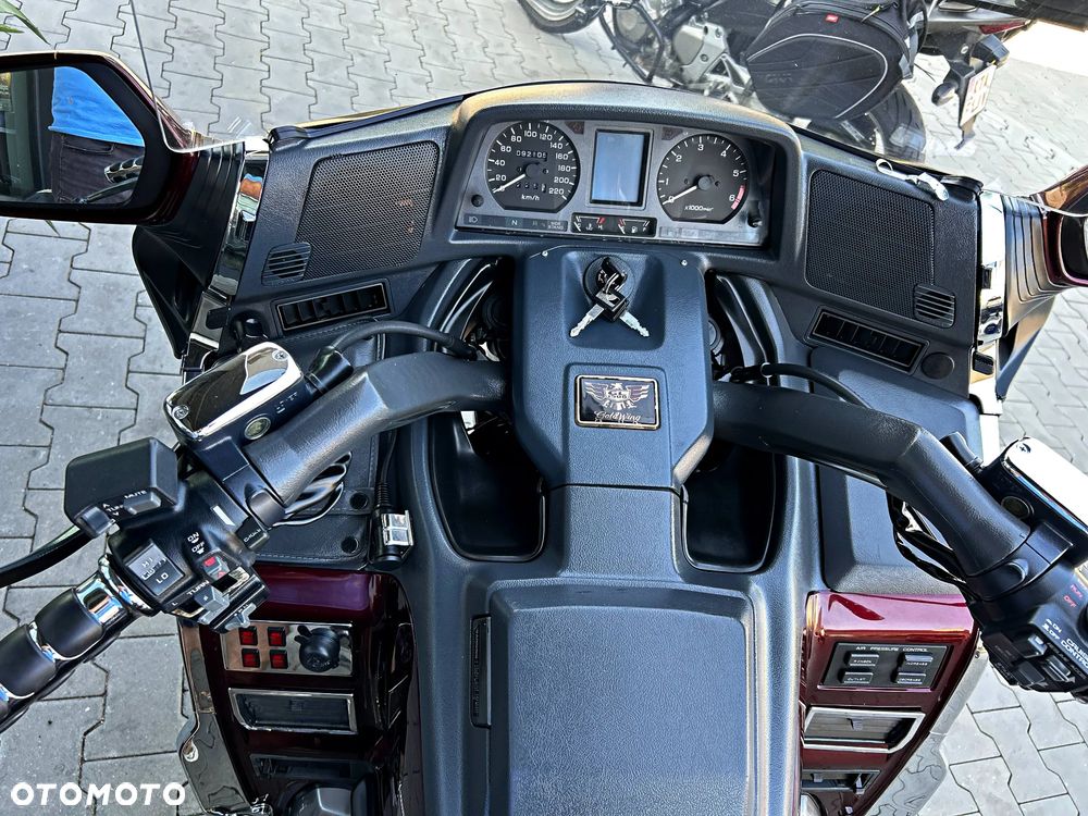 Honda GL - 7