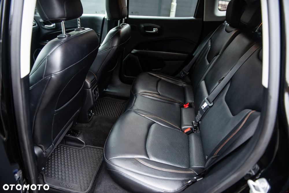 Jeep Compass 1.4 TMair Limited 4WD S&S - 23