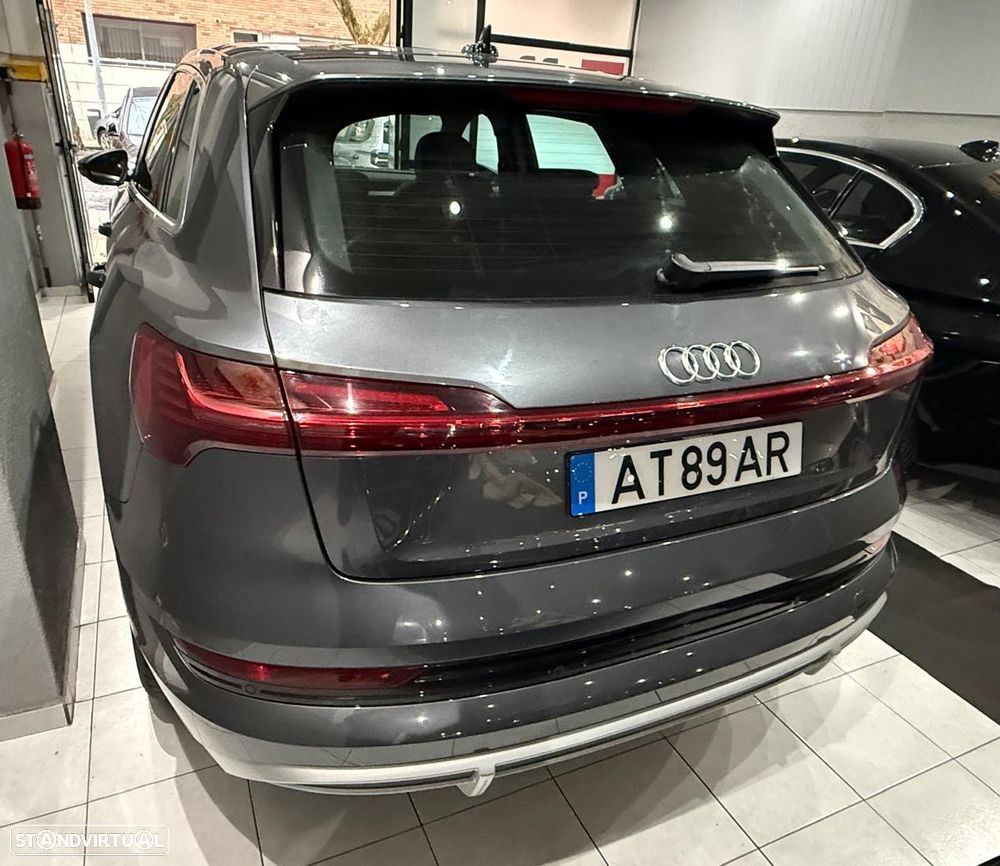 Audi e-tron 55 quattro S line - 10