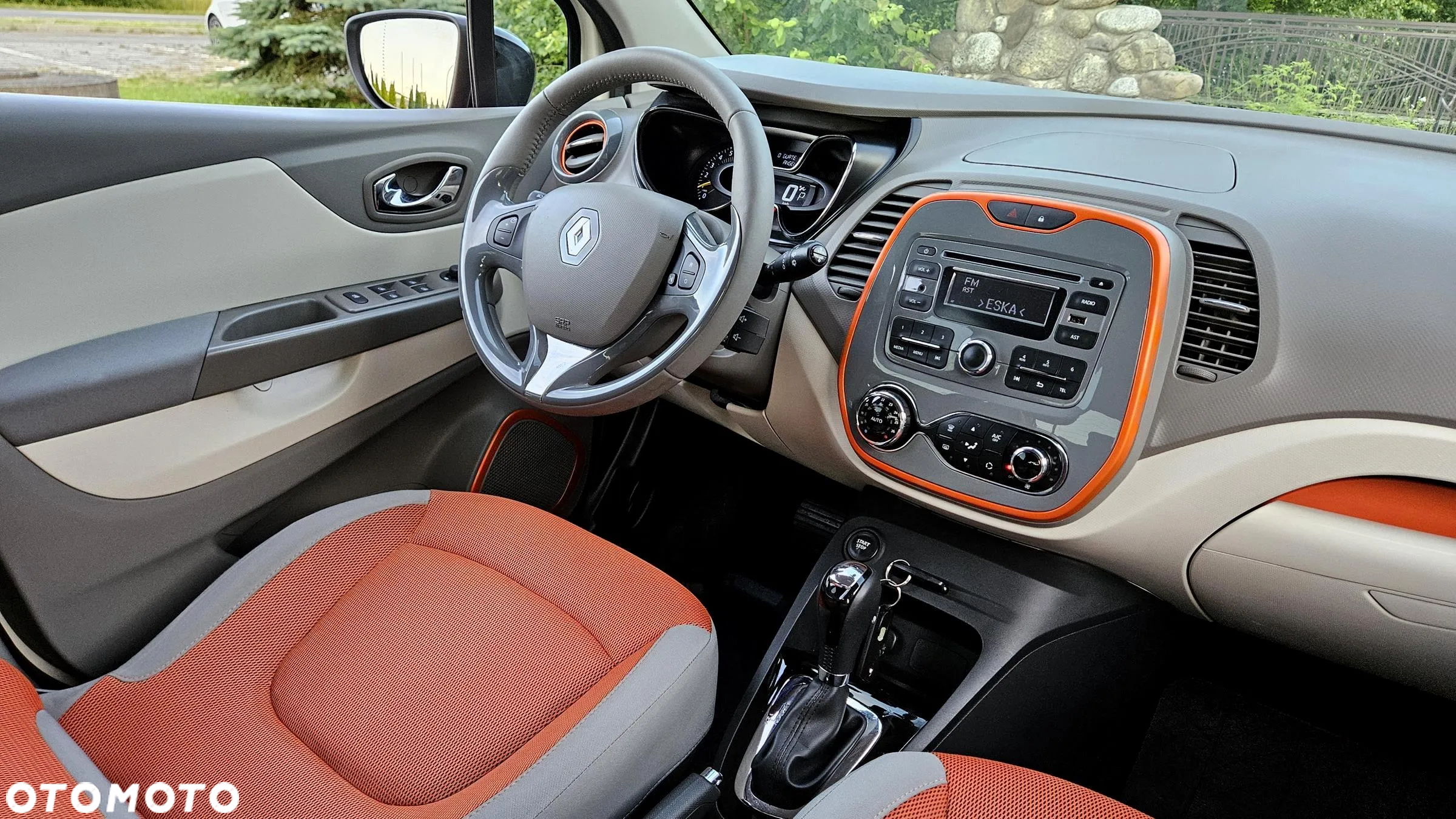 Renault Captur ENERGY TCe 120 EDC LIMITED - 29
