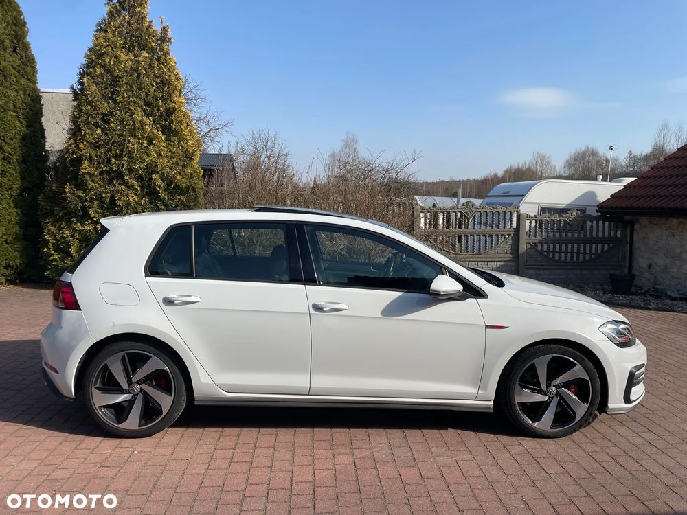 Volkswagen Golf GTI Performance BlueMotion Technology DSG - 8
