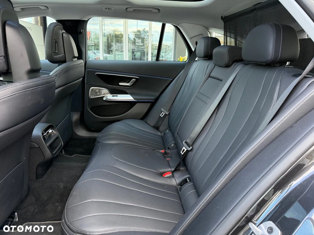 Mercedes-Benz Klasa E 300 de PHEV 4-Matic All-Terrain Avantgarde 9G-Tronic - 13