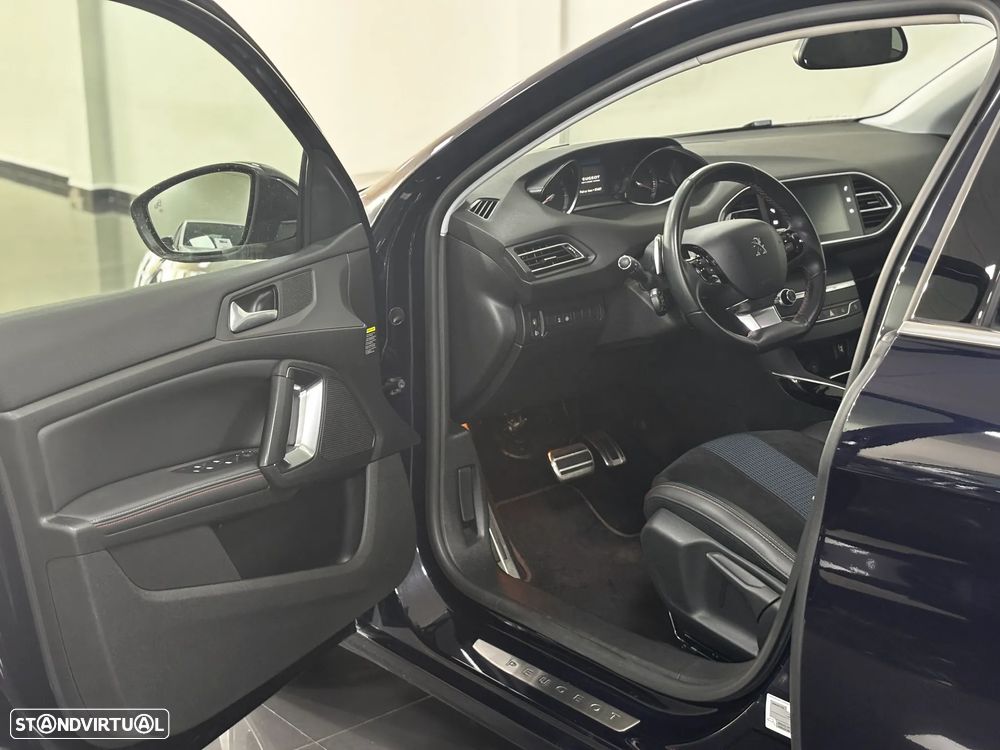 Peugeot 308 PureTech 130 GPF EAT8 Stop & Start Tech Edition - 13