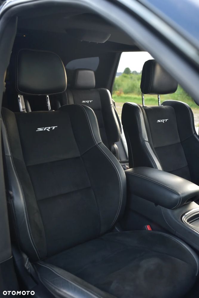 Dodge Durango 6.4 SRT - 33