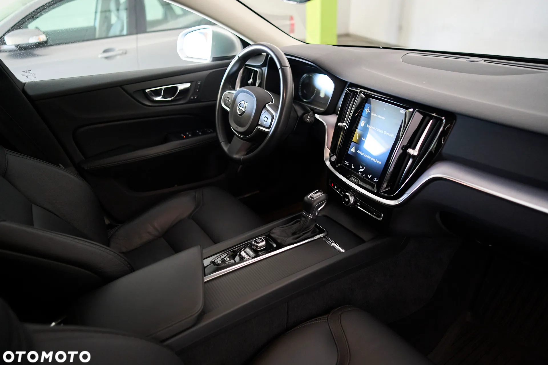Volvo V60 Cross Country T5 AWD Geartronic - 11