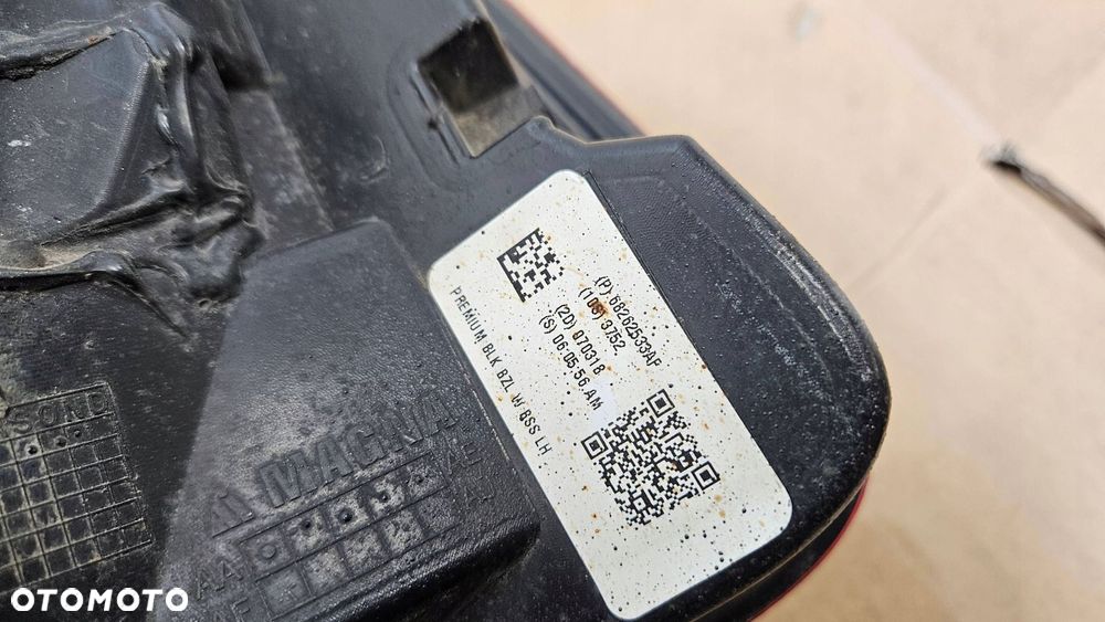 lampa lewa tył tylna dodge ram v limited 68262533af - 9