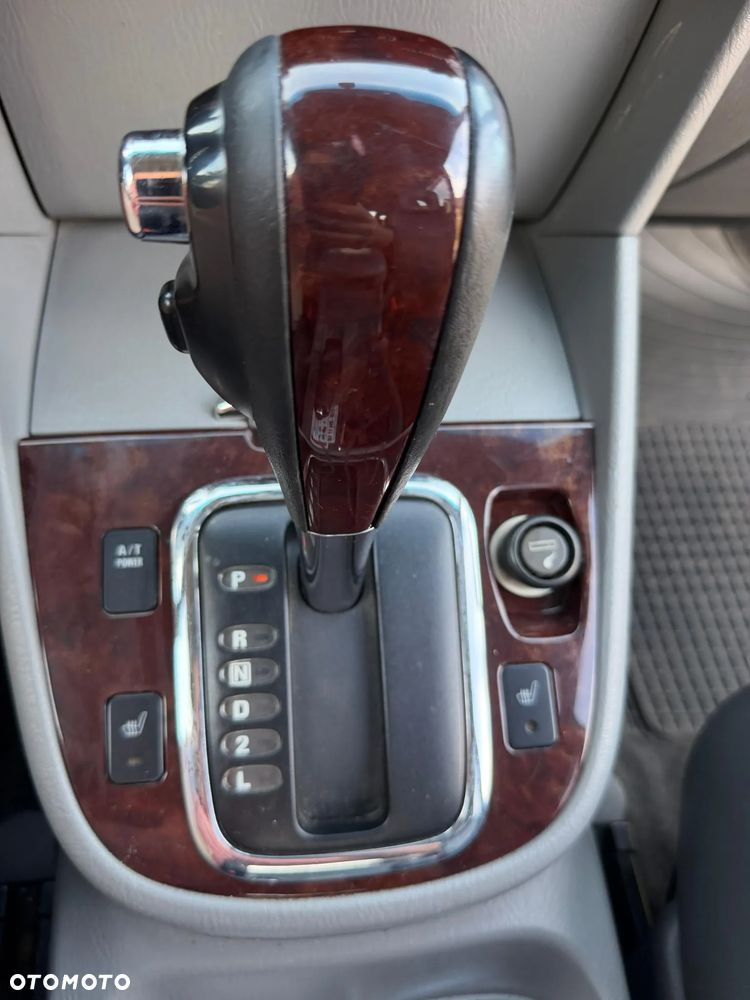 Suzuki Grand Vitara - 26