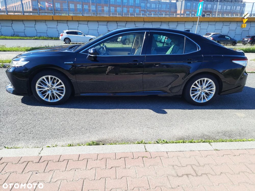 Toyota Camry 2.5 Hybrid Executive CVT - 3