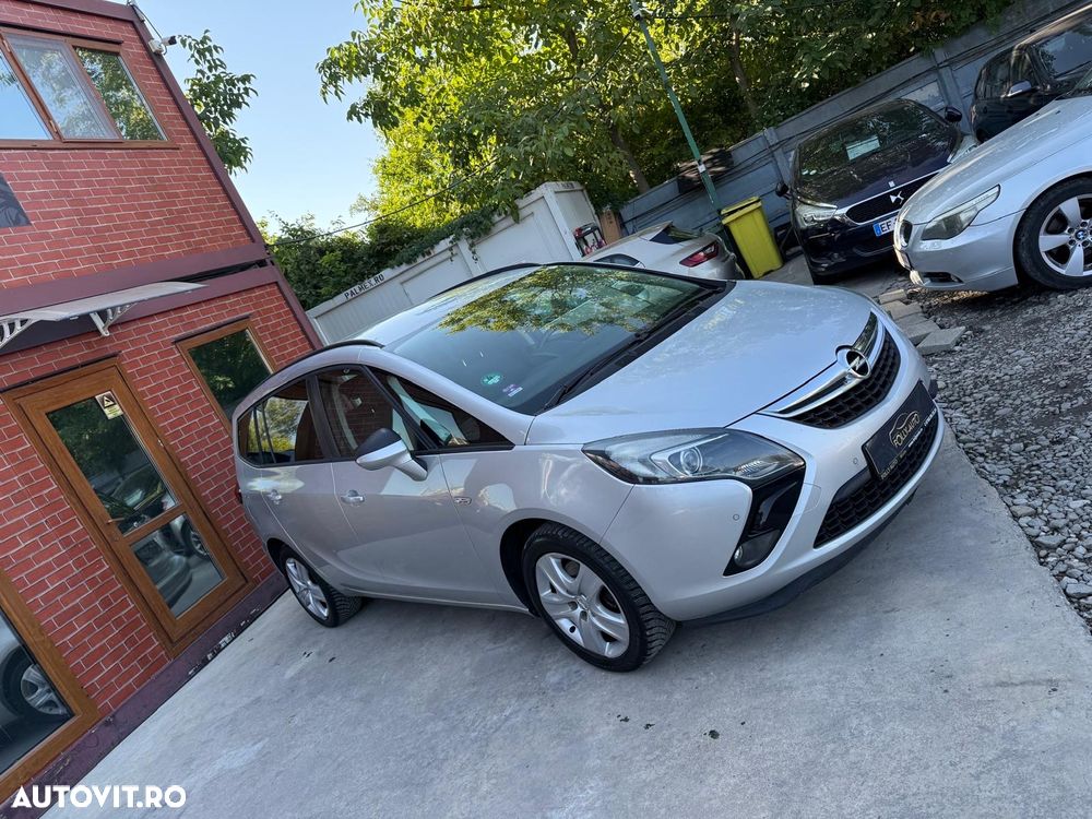 Opel Zafira Tourer 2.0 CDTI ecoFLEX Start/Stop Active - 2