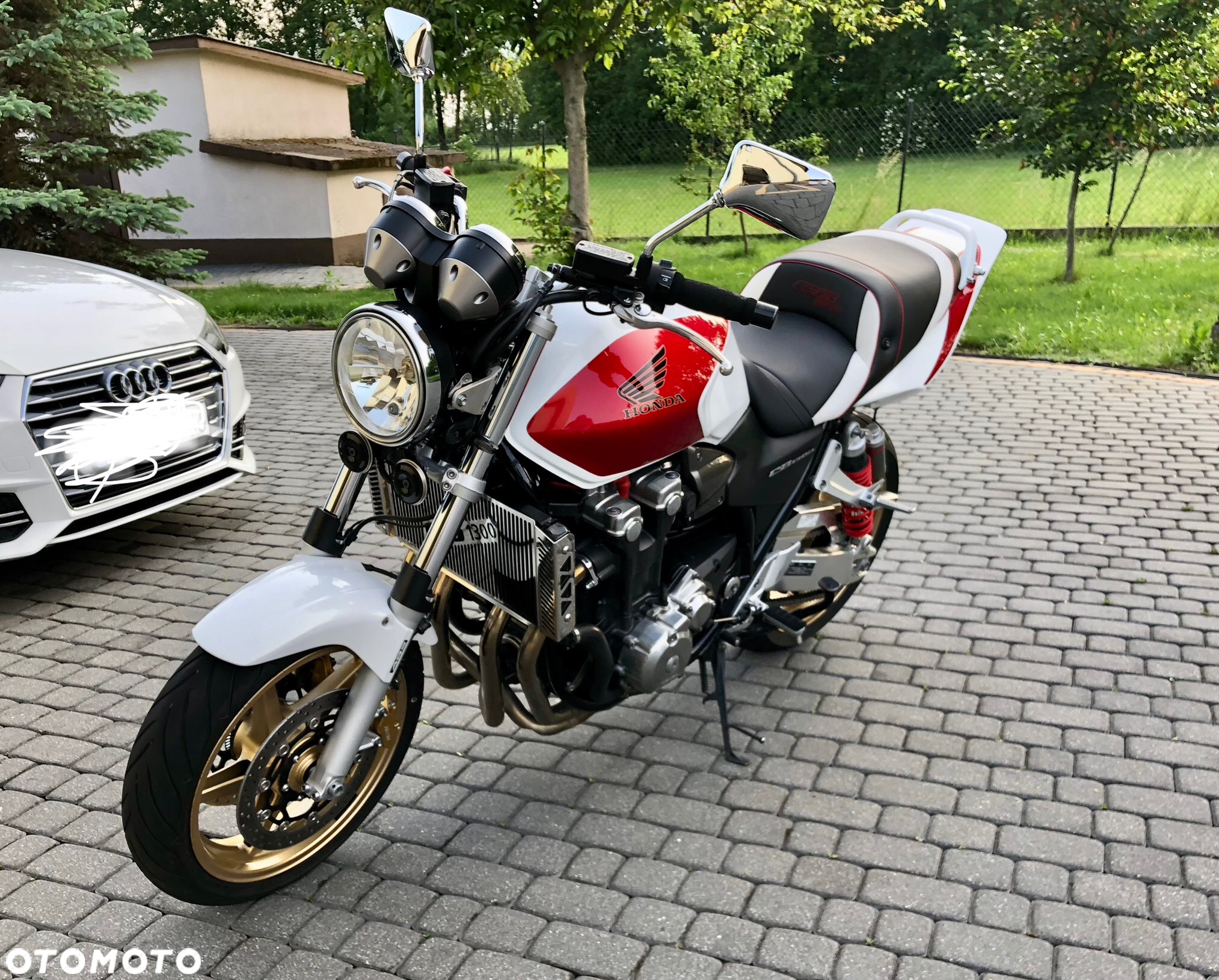 Honda CB - 3