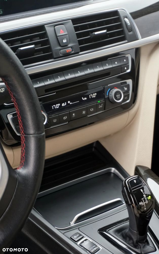 BMW Seria 3 328i - 12