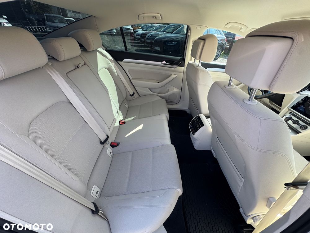 Volkswagen Passat 1.4 TSI BMT ACT Comfortline DSG - 19