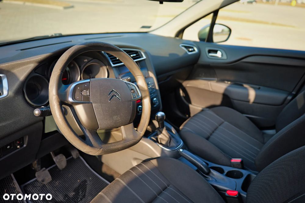 Citroën C4 1.6 HDi Attraction - 9