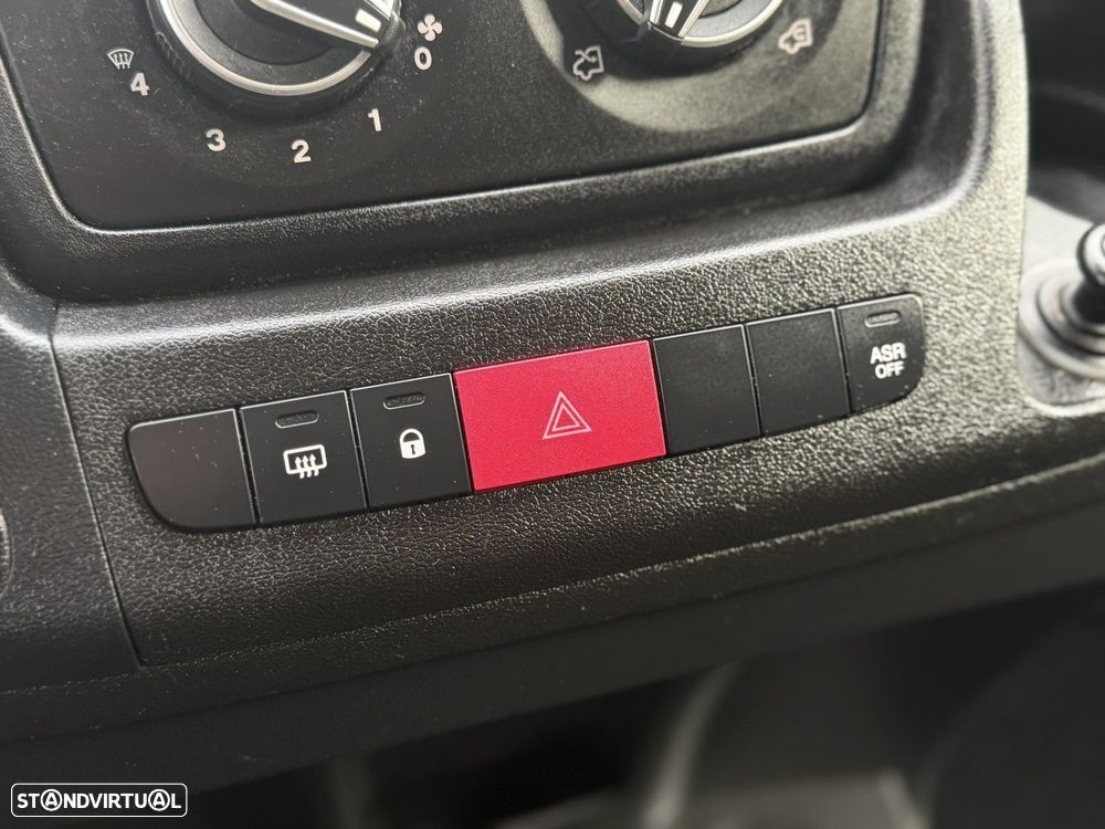 Citroën Jumper 2.0 BlueHDi 33 L3H2 Confort - 28