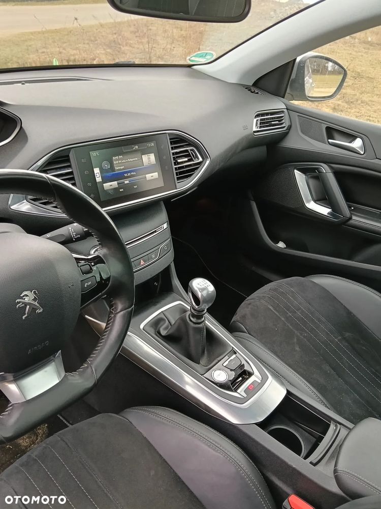 Peugeot 308 PureTech 130 GPF Stop & Start Tech Edition - 12