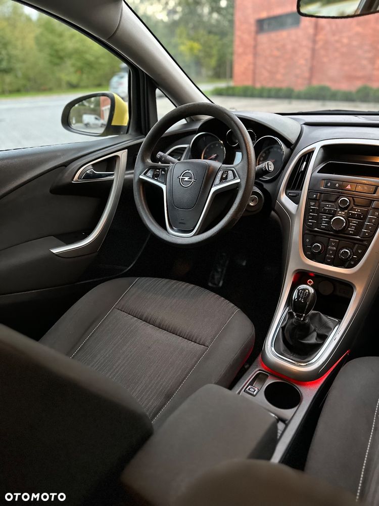 Opel Astra 1.4 EcoFLEX 150 Jahre - 24