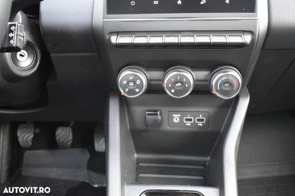 Renault Clio - 39