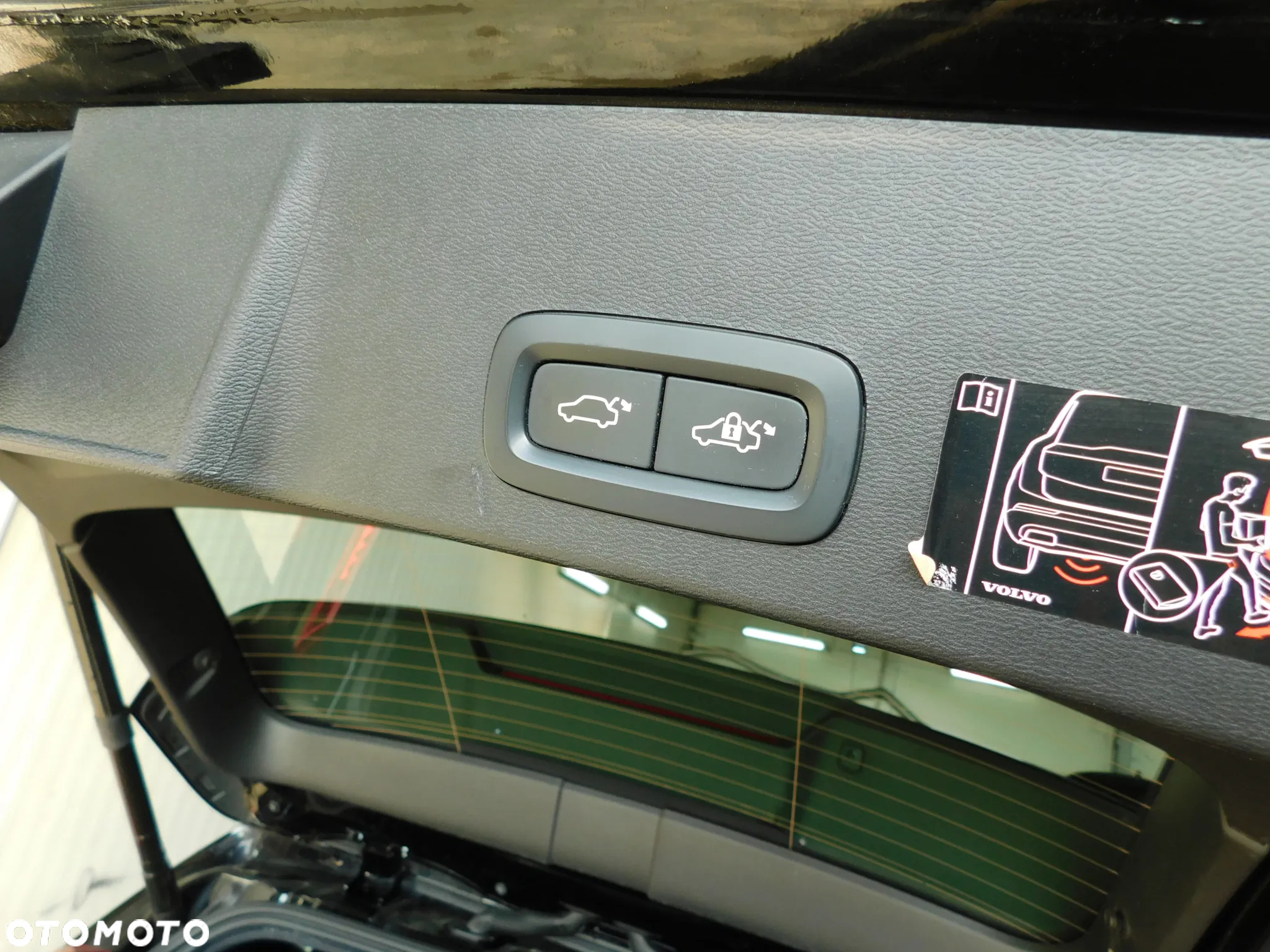 Volvo XC 40 T4 Plug-In Hybrid Inscription - 18