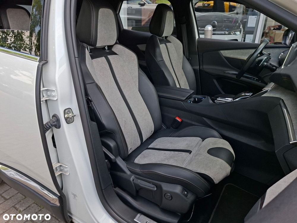 Peugeot 3008 - 18