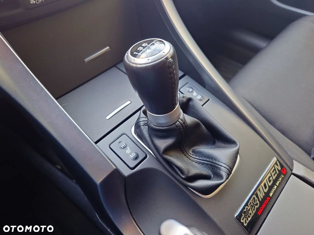 Honda Accord 2.0 Lifestyle - 14