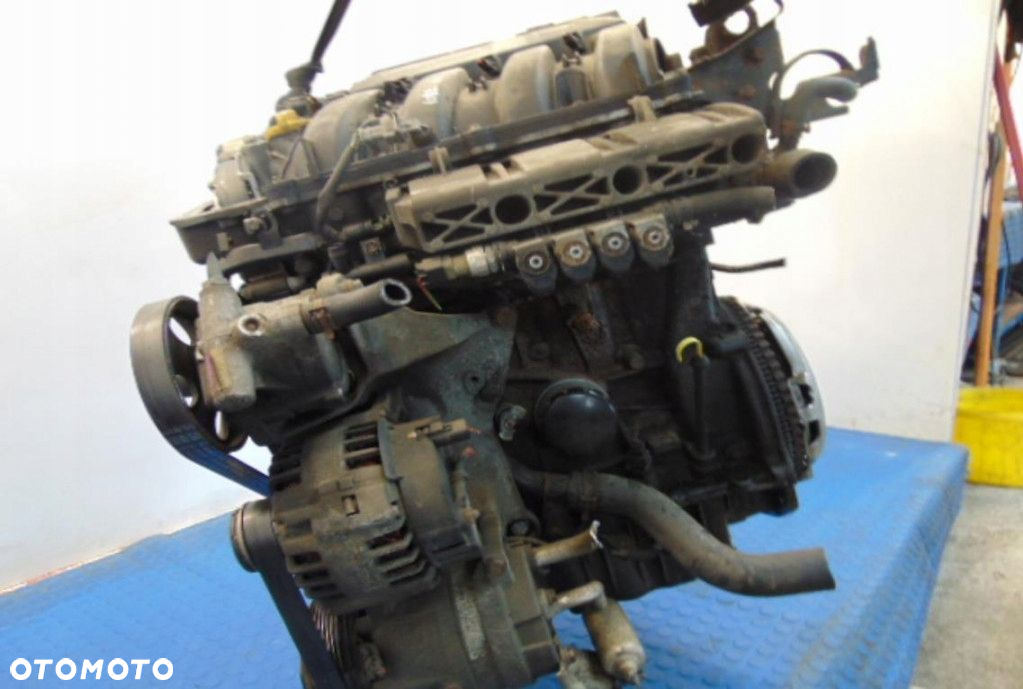 RENAULT LAGUNA II 1.8 16V SILNIK F4P 770 - 3