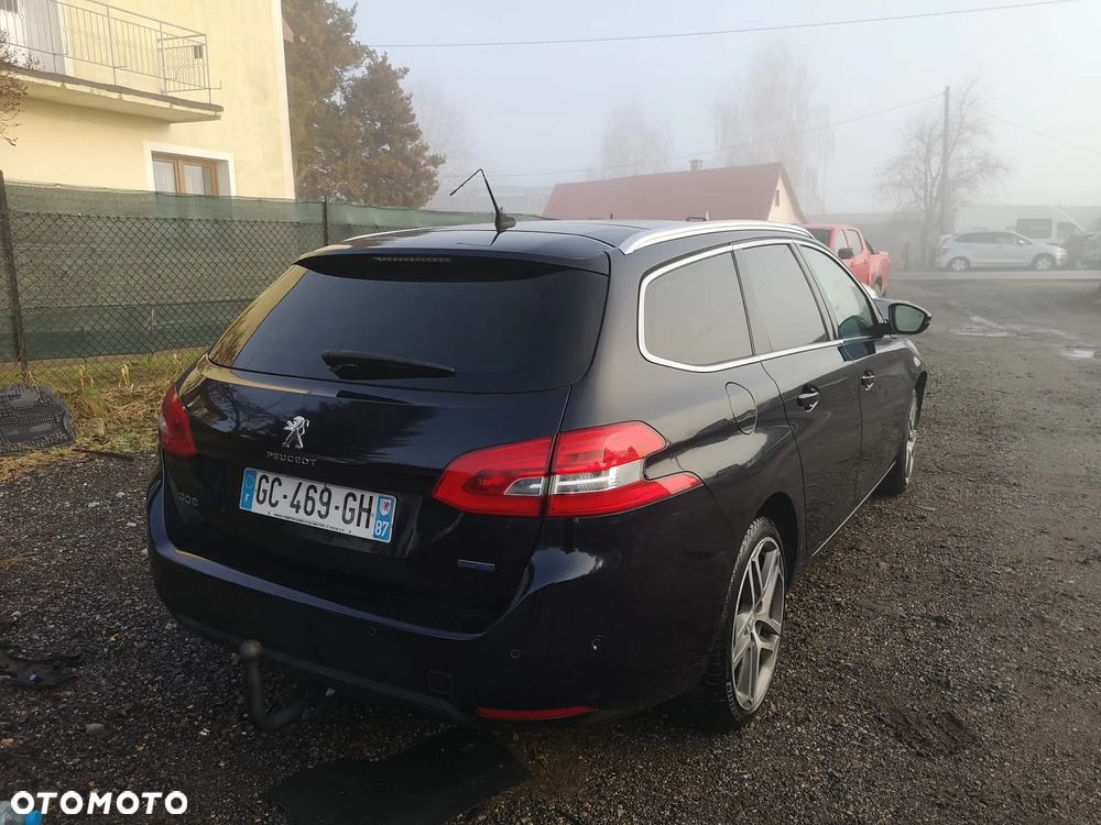 Peugeot 308 BlueHDi FAP 150 Stop & Start Allure - 32