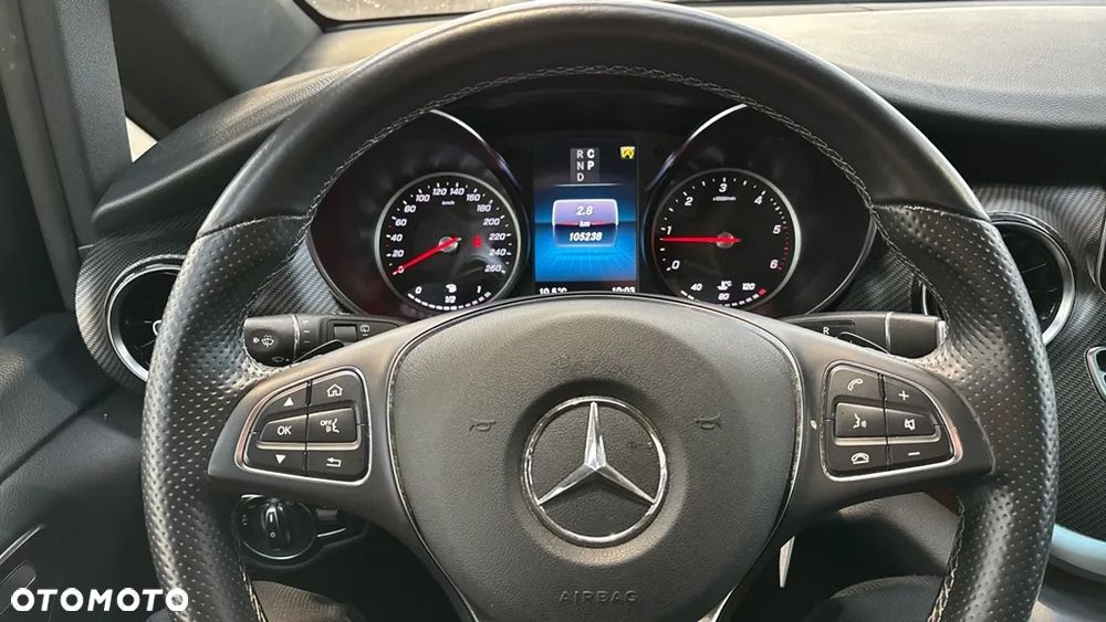Mercedes-Benz Klasa V 300 d 4-Matic 9G-Tronic (ekstra d³) - 3