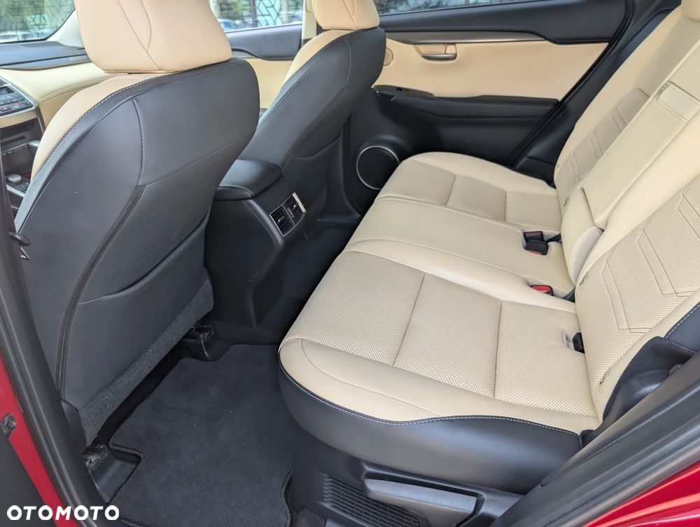 Lexus NX 200t AWD Luxury Line - 5